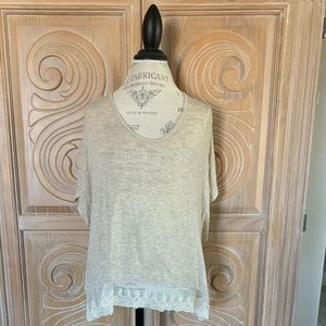 Pretty Forever 21 Pullover with Lace Bottom. Sz L